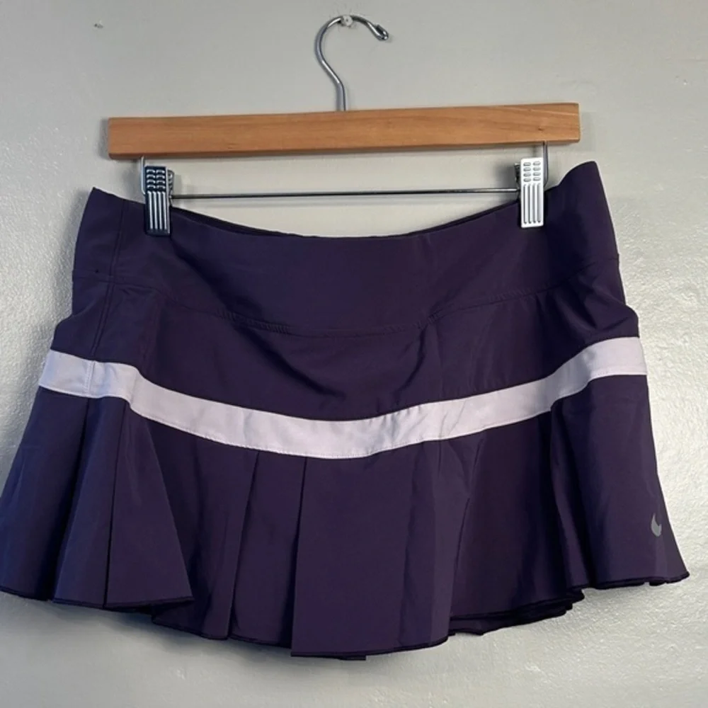 Nike Dri-Fit Pleated Tennis skirt Skort Size large Purple